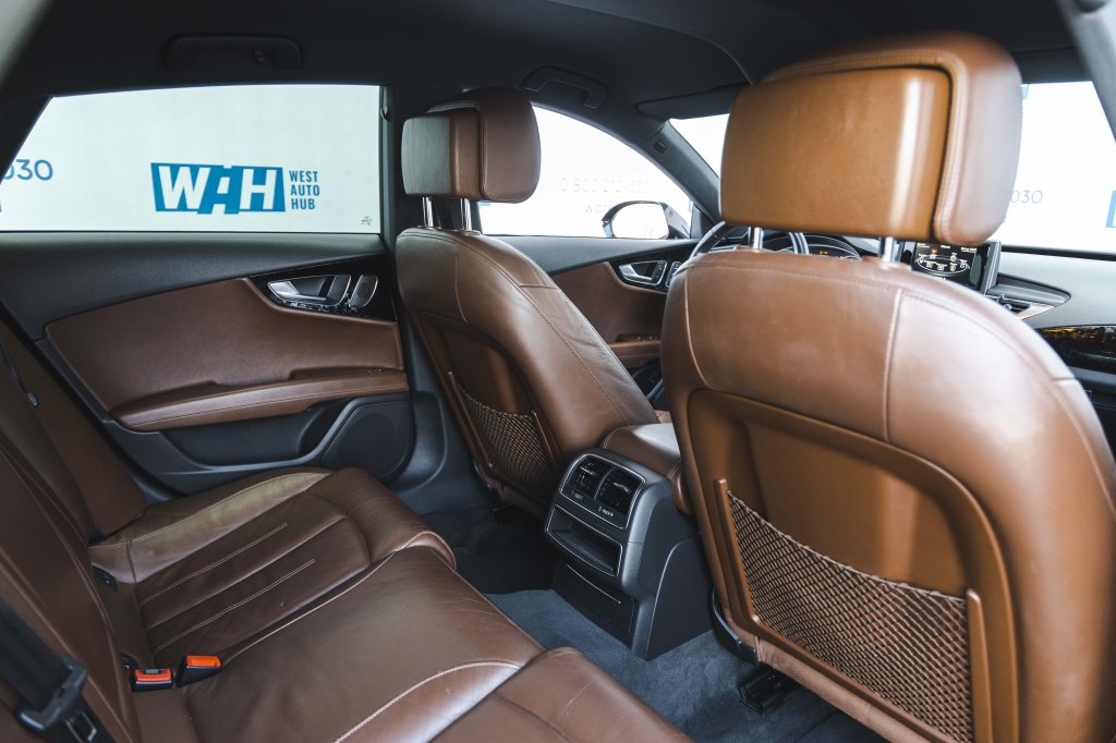 Audi A7 2014 photo 32