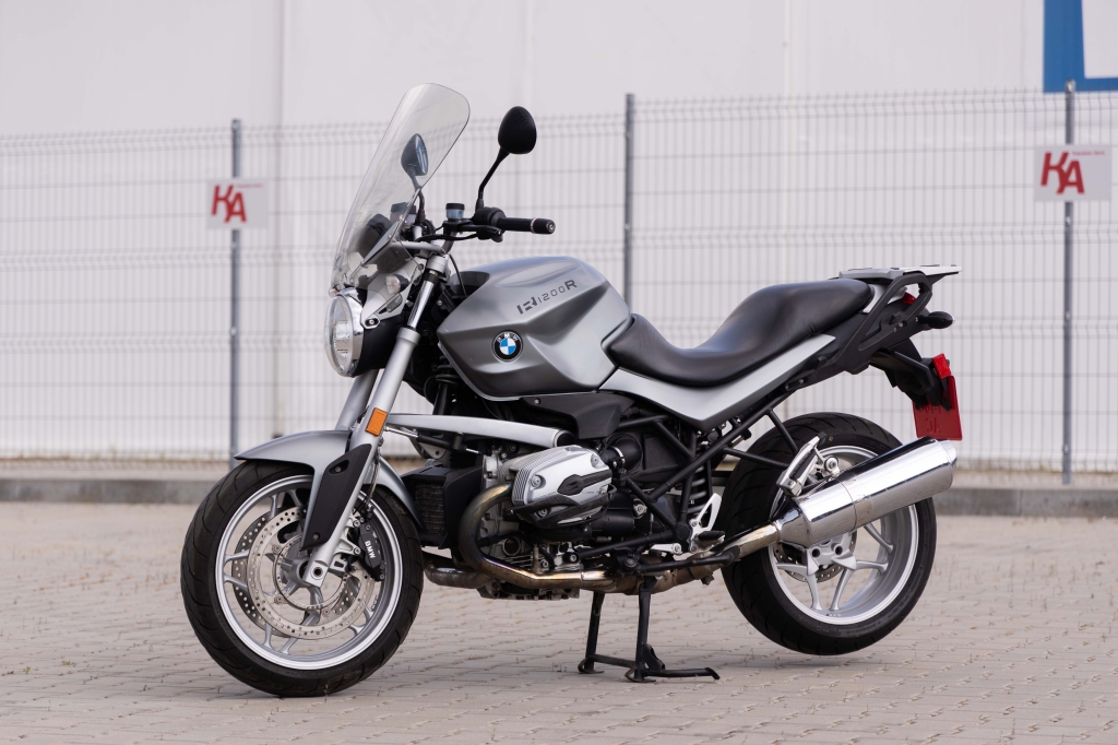 BMW R 1200R 2010 фото BMW R 1200R 2010 фото 1