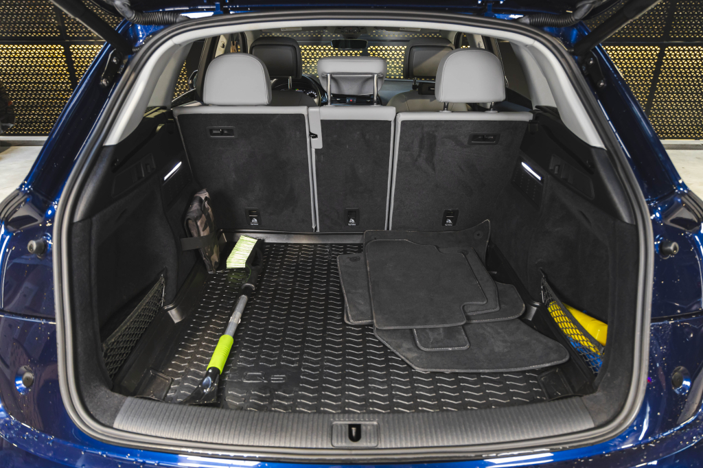 Audi Q5 2020 фото 42