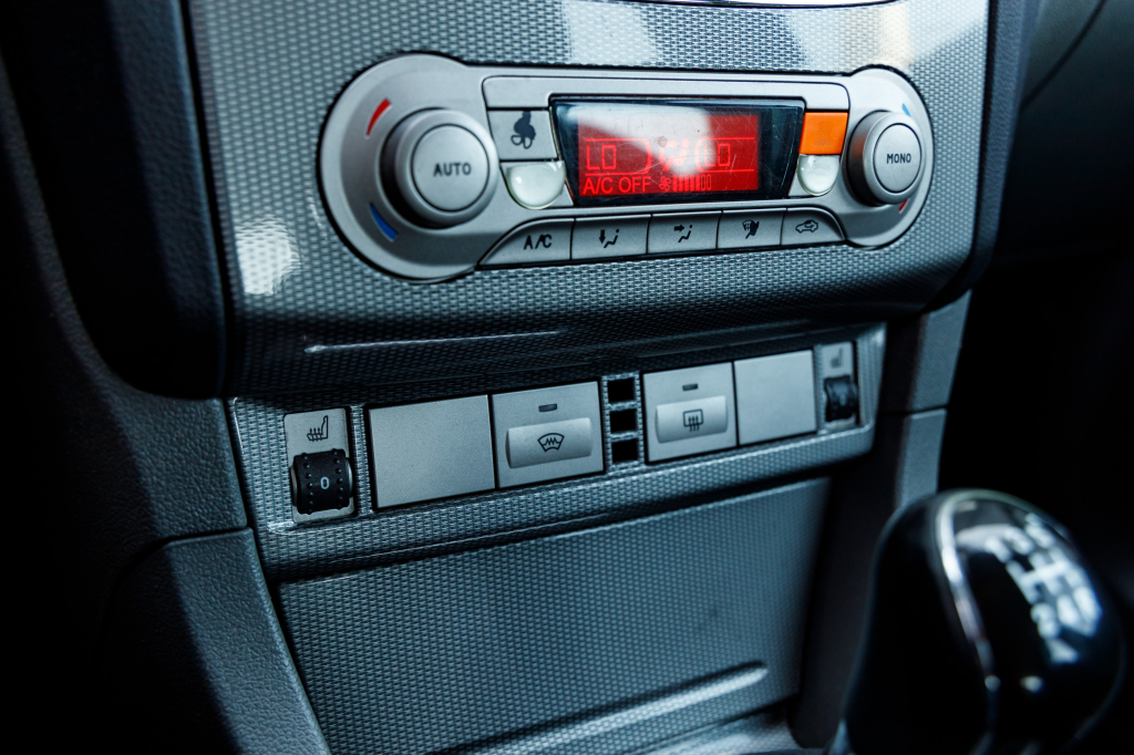 Ford Focus Titanium 2009 photo 8