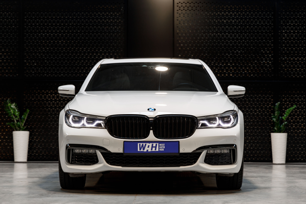 BMW 740 2016 photo 1