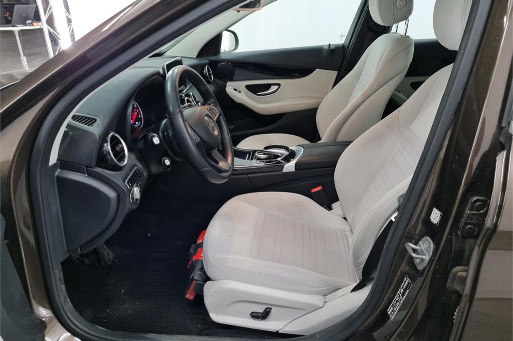 Mercedes-Benz C-Klasse 2016 photo 2