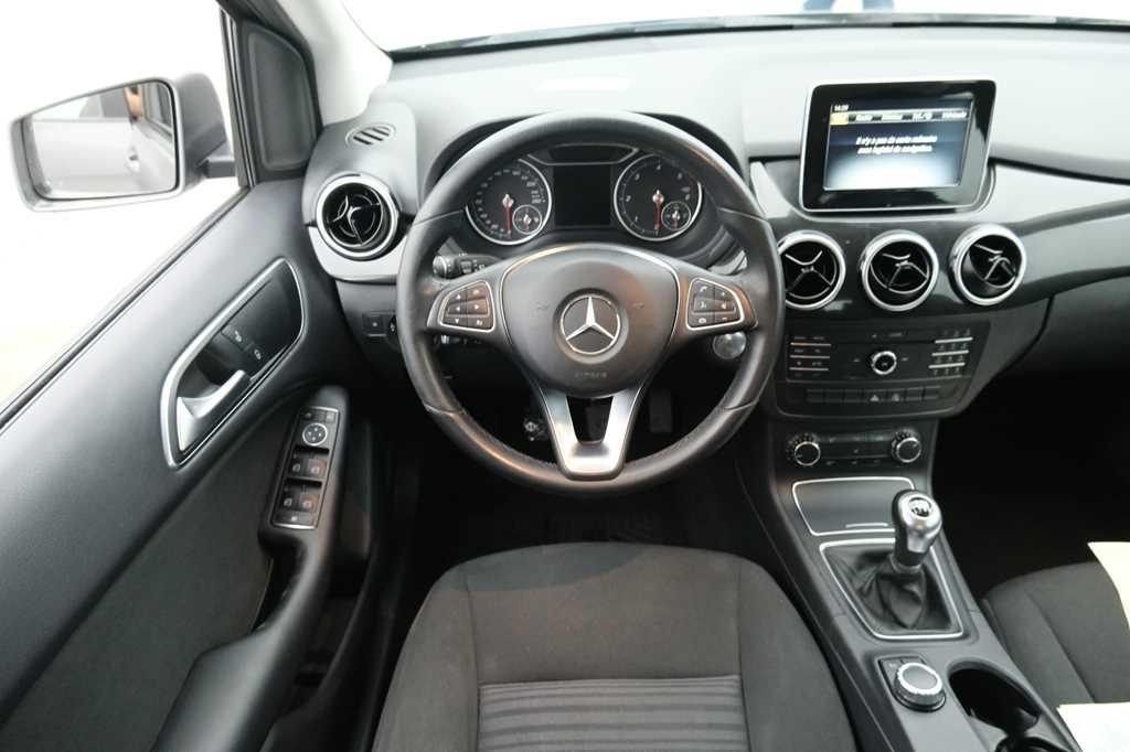 Mercedes-Benz B-Klasse 2017 photo 4