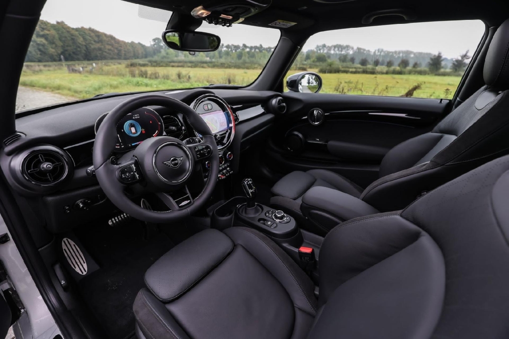 MINI John Cooper Works 2021 photo 7