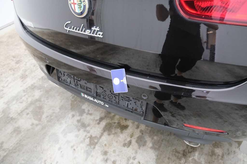 Alfa Romeo Giulietta 2016 photo 12