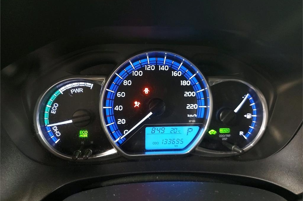 Toyota Yaris 2016 photo 6