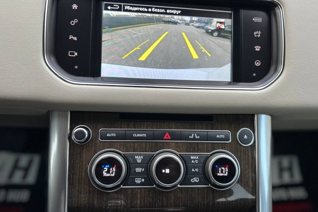 Land Rover Range Rover SE 2016 photo 21