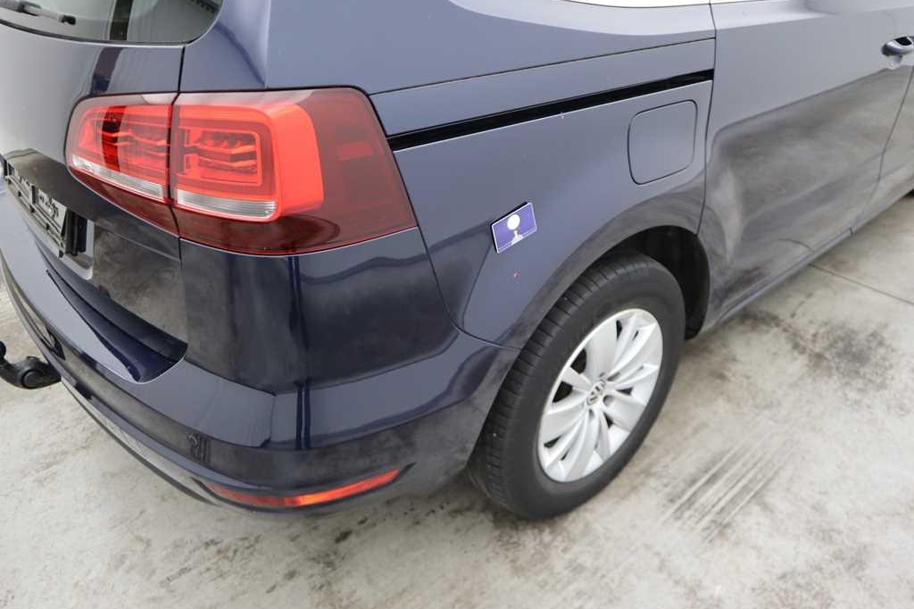 Volkswagen Sharan 2016 photo 21