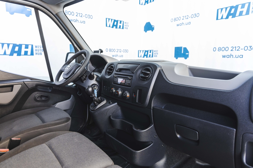 Nissan NV400 2017 фото 21
