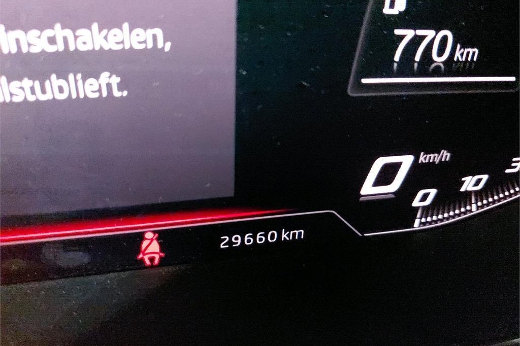 SEAT Leon 2019 фото 4