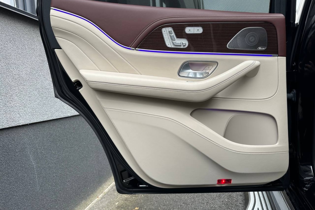Mercedes-Benz Maybach 2021 фото Mercedes-Benz Maybach 2021 фото 17