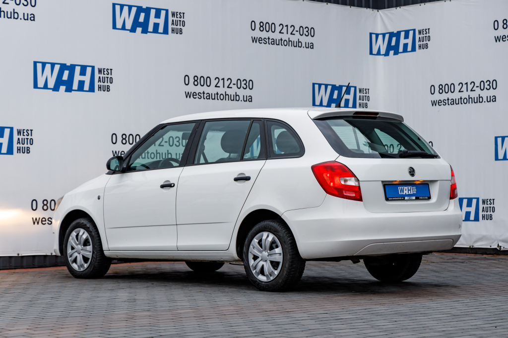 Skoda Fabia 2014 photo 1