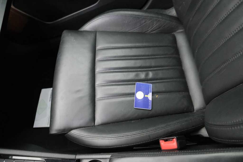 Skoda Superb Combi 2016 фото 21