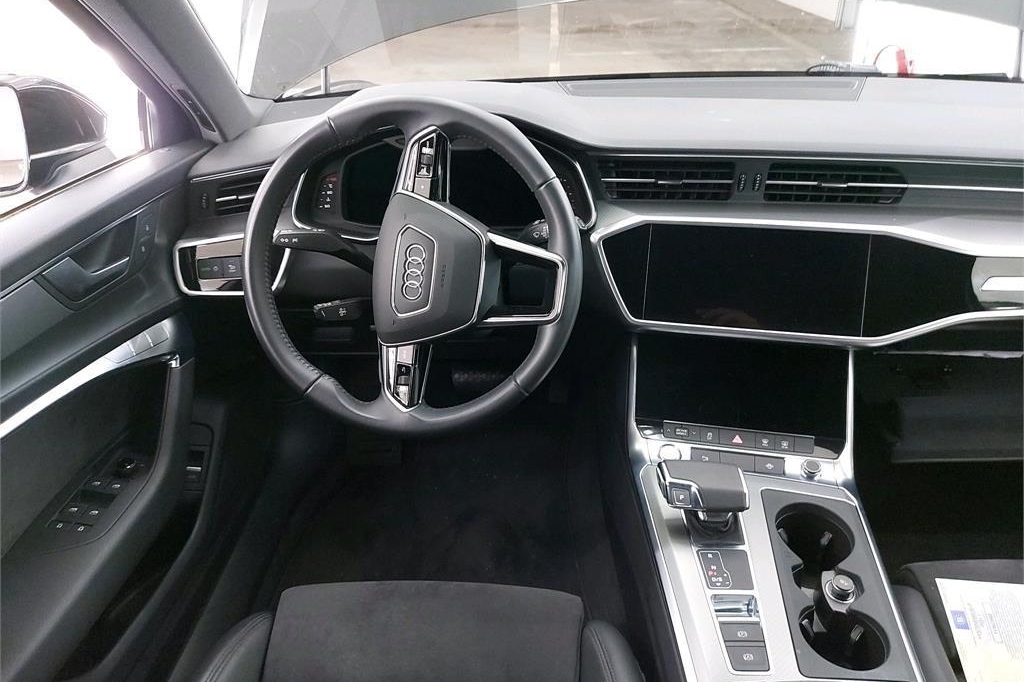 Audi A6 Avant 2019 photo 2
