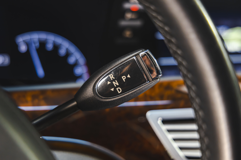 Mercedes-Benz S-Class 2011 photo 24