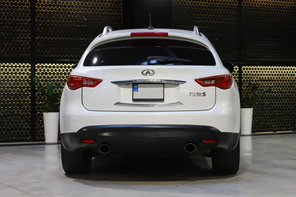 Infiniti FX 50 S 2008 фото 12