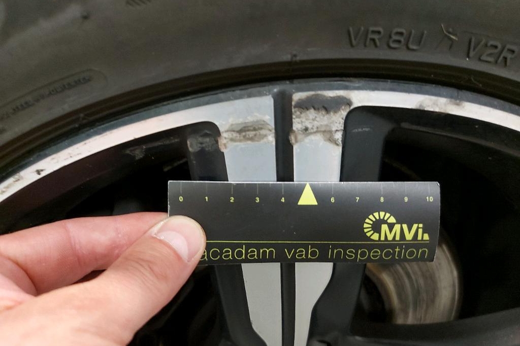 Volvo V90 2017 фото 19