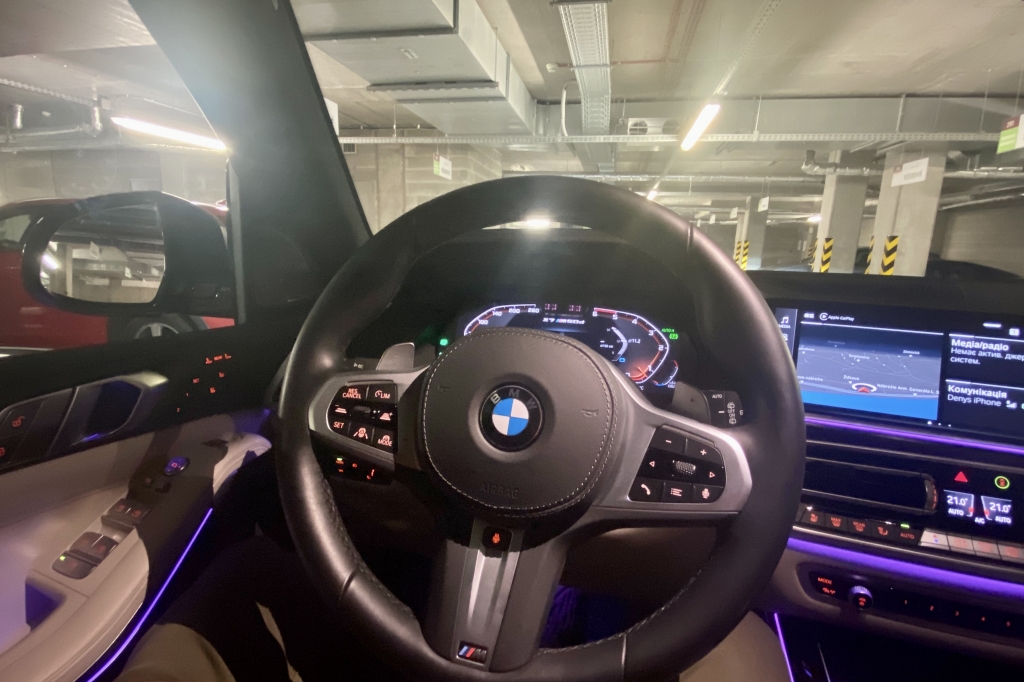 BMW X7 M50D 2021 photo 17