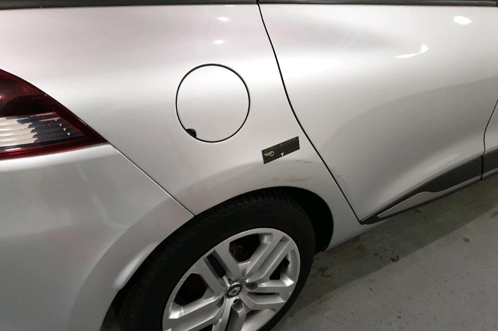 Renault Clio Grandtour 2016 photo 10