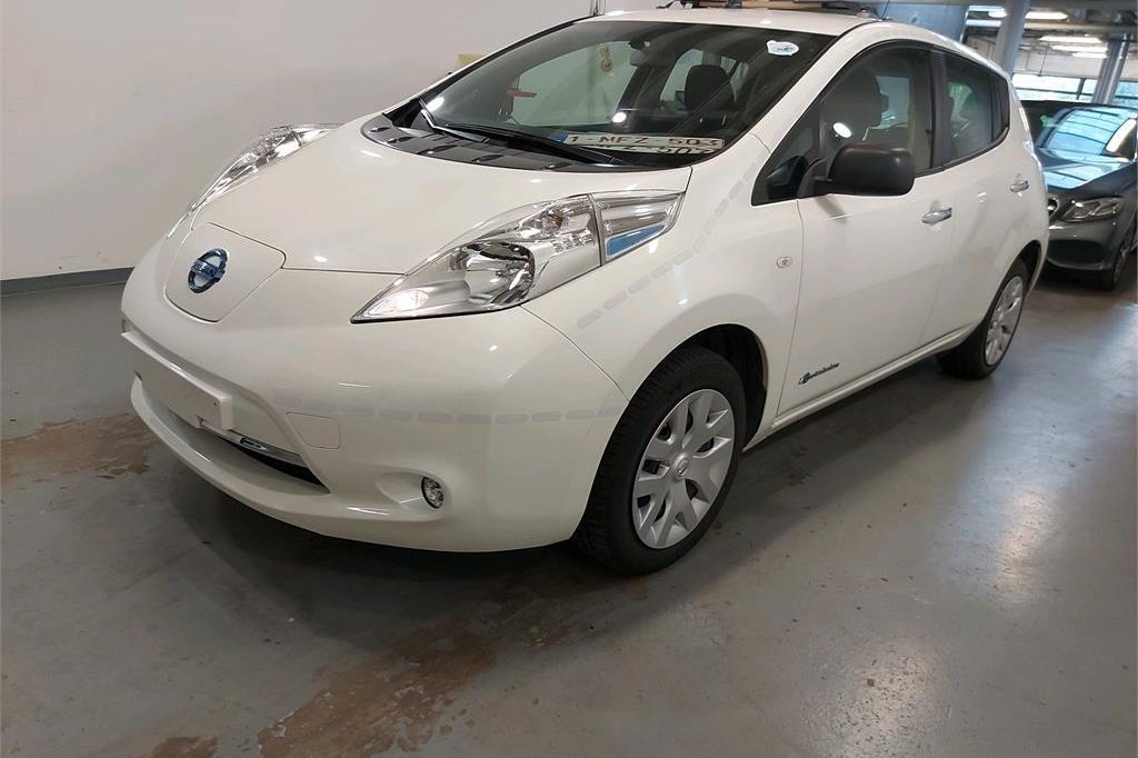 Nissan Leaf 2016 photo 6