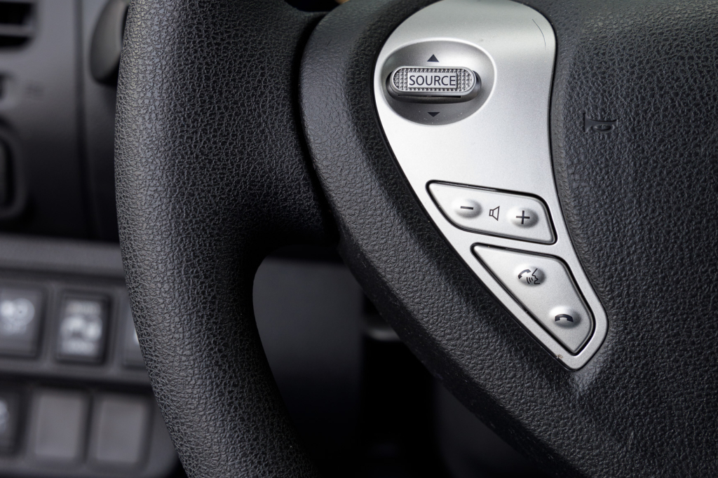 Nissan Leaf фото 10