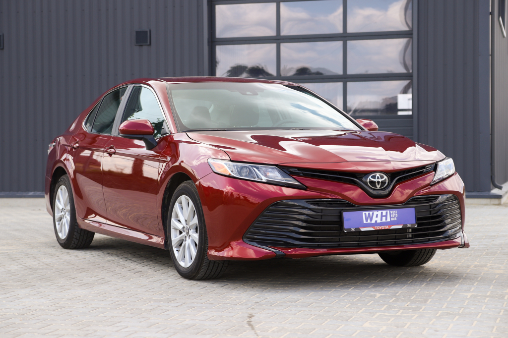 Toyota Camry LE 2017 photo 24