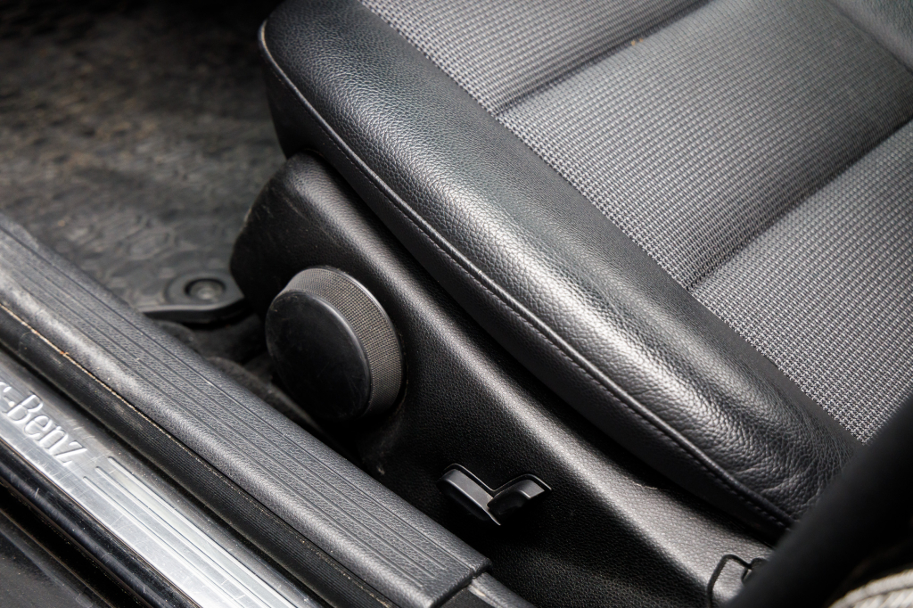 Mercedes-Benz C 250 AMG-Line 2011 photo 11