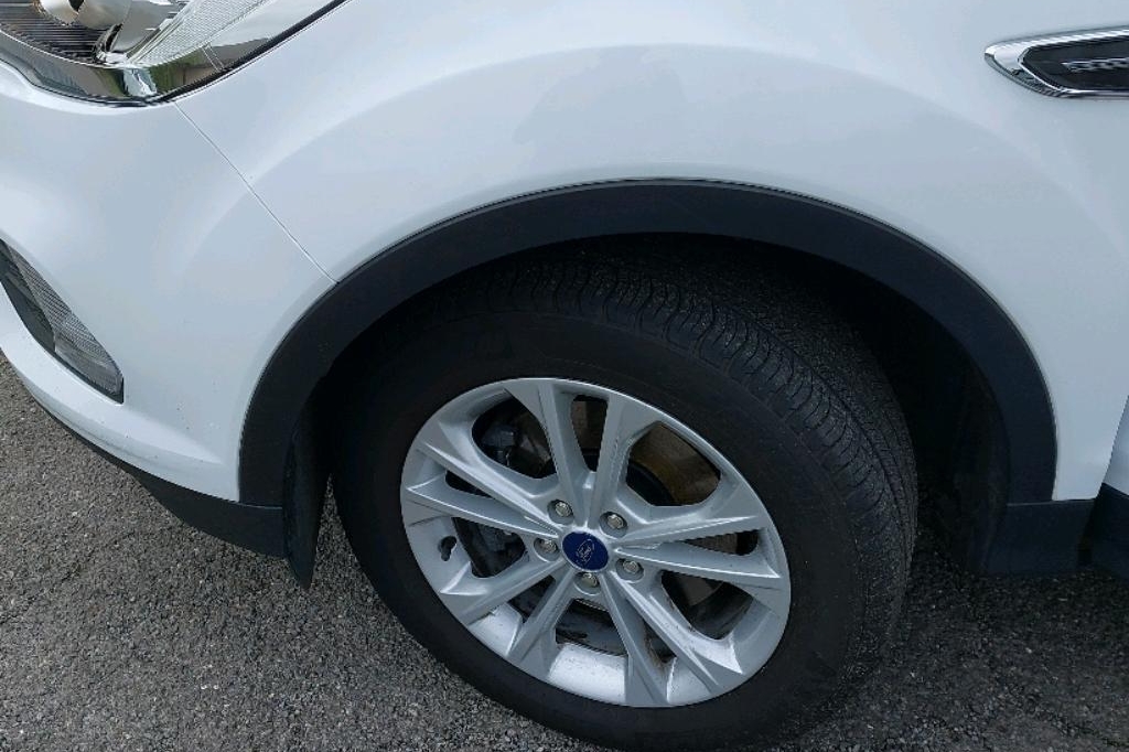 Ford Kuga 2018 photo 30