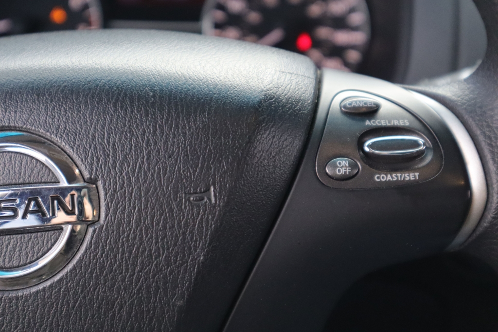 Nissan Pathfinder 2014 фото 10