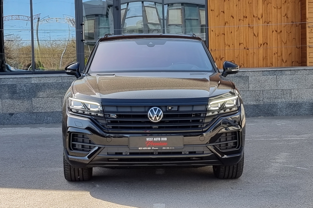 Volkswagen Touareg PLATINUM 2021 photo 4