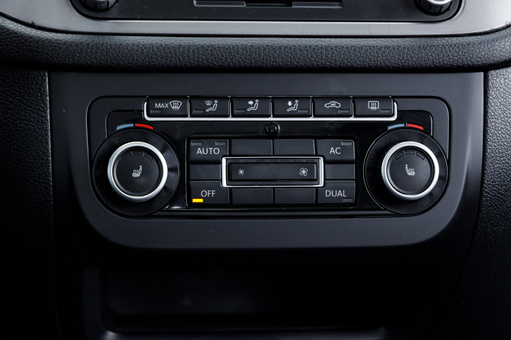 Volkswagen Tiguan 4 Motion 2011 фото 18