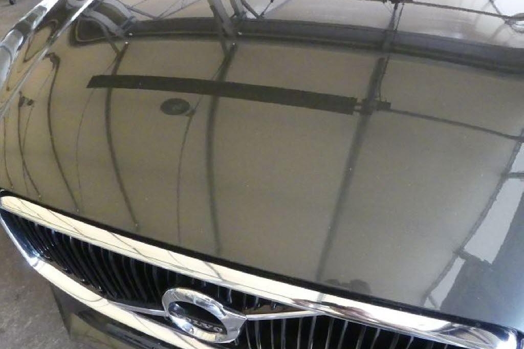 Volvo XC60 2018 фото 12