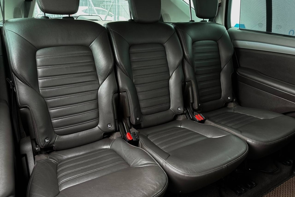 Renault Espace 2015 фото Renault Espace 2015 фото 23