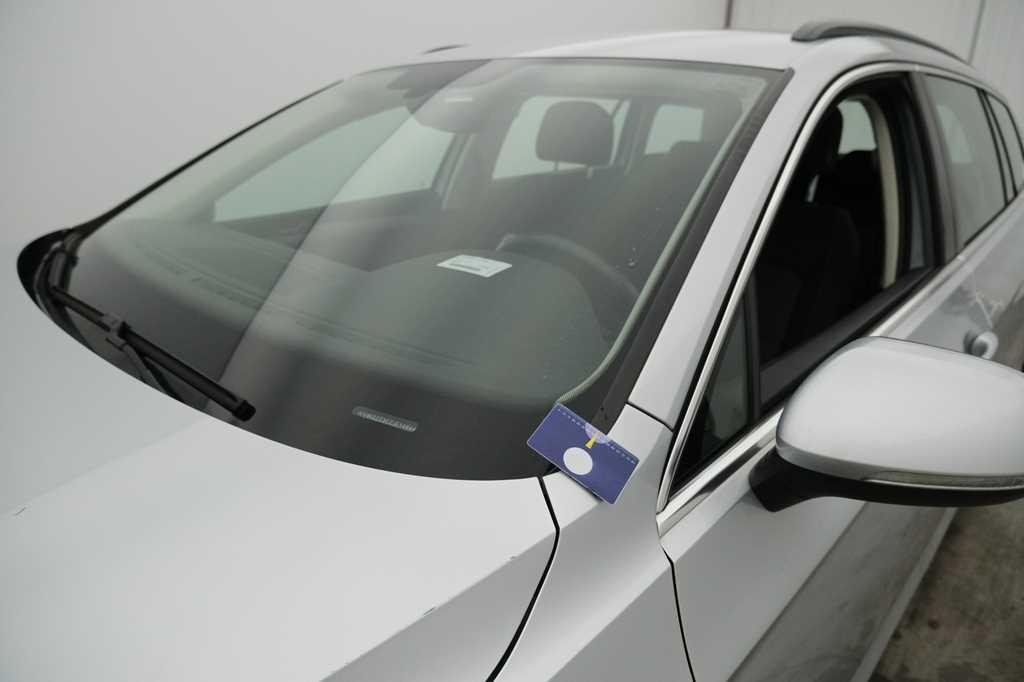 Volkswagen Passat Variant 2018 photo 12