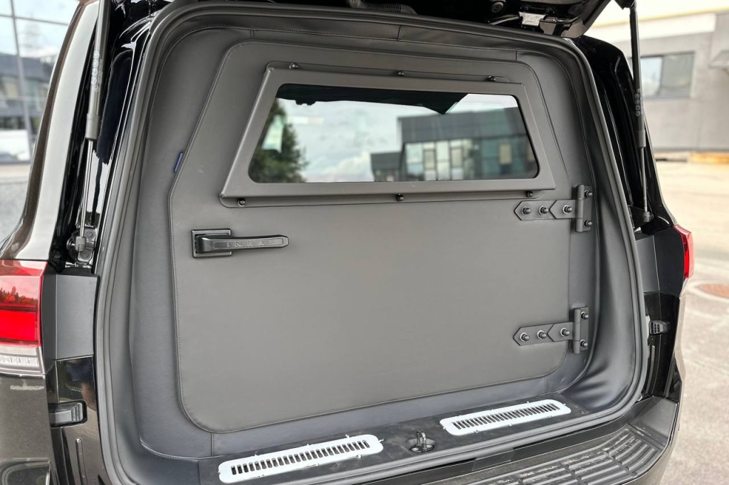Toyota Land Cruiser 300 VX BR6 Armor 2022 фото Toyota Land Cruiser 300 VX BR6 Armor 2022 фото 18