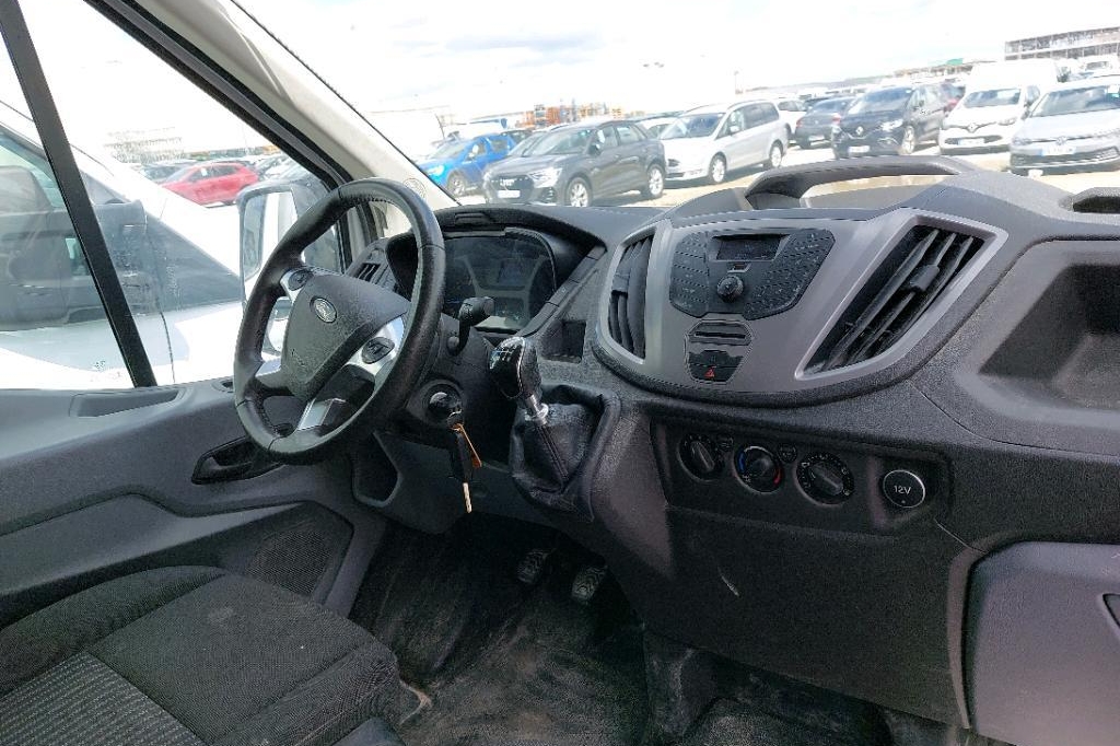 Ford Transit 2018 photo 5