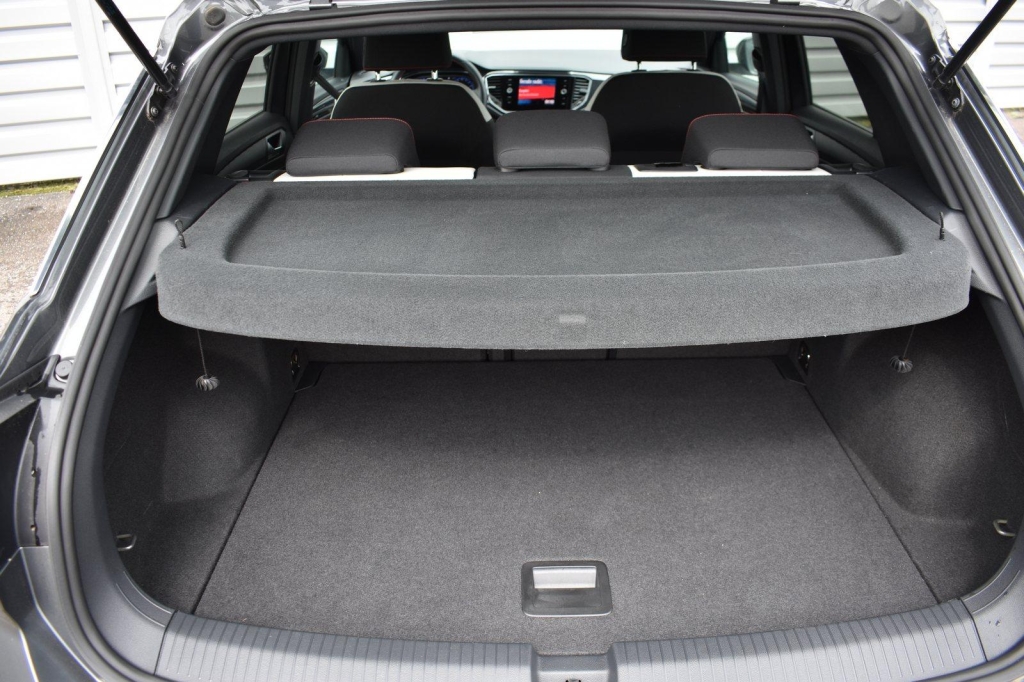 Volkswagen T-Roc 2019 photo 1