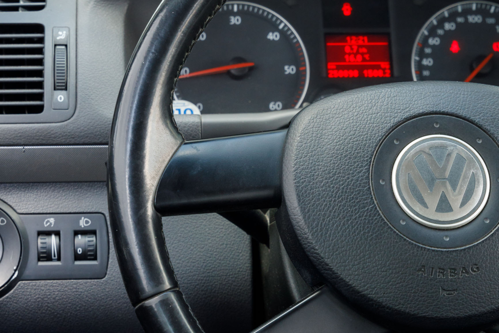 Volkswagen Touran 2006 фото 26