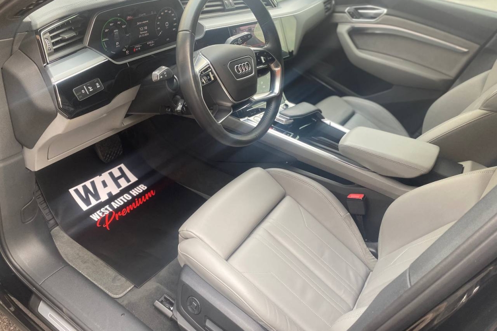 Audi e-tron 2019 photo 8
