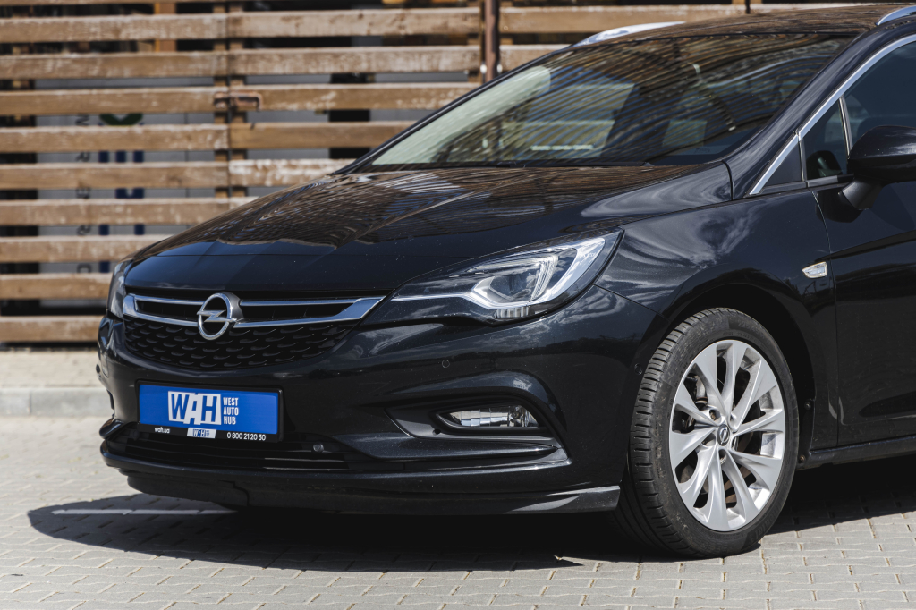 Opel Astra K 2016 фото 1