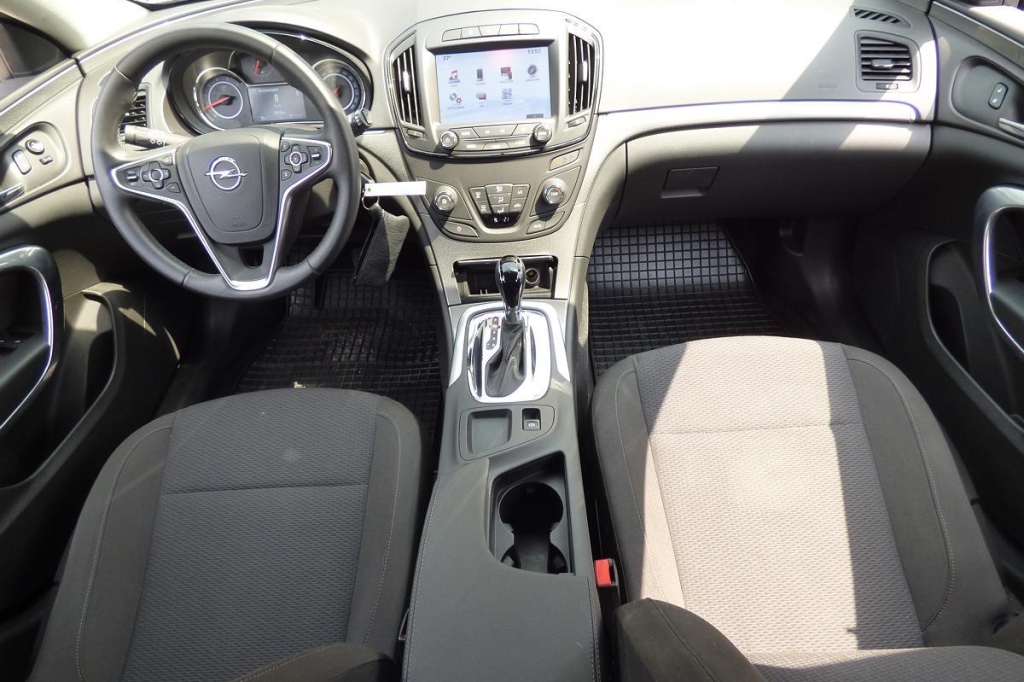 Opel Insignia Sports Tourer 2017 фото 7