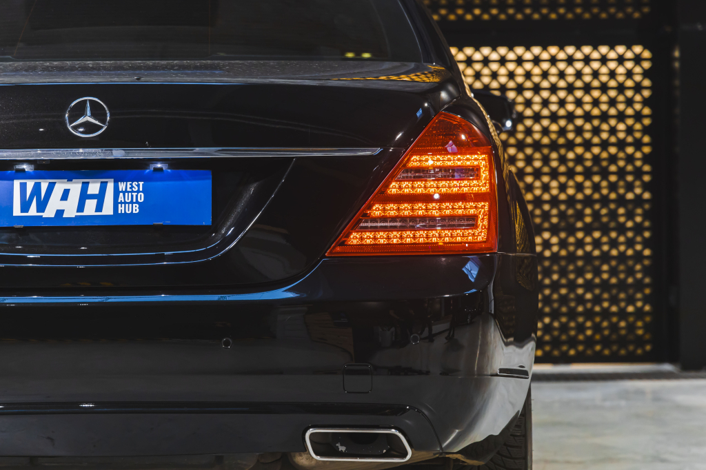 Mercedes-Benz S-Class 2011 photo 12