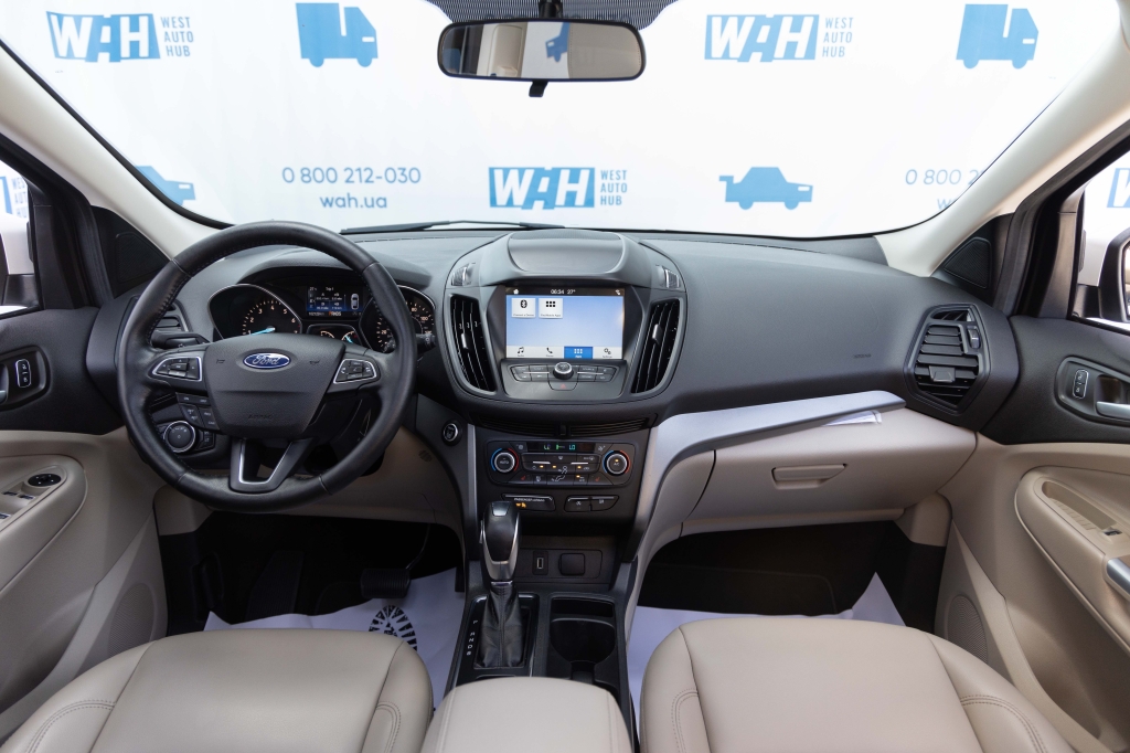 Ford Escape SEL 2019 фото 30