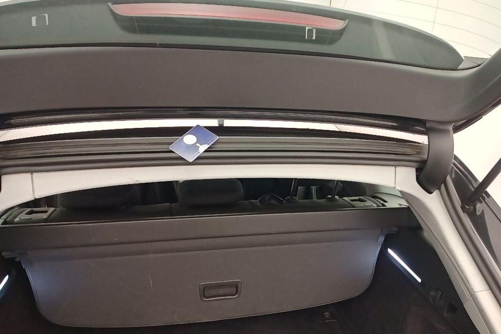 Audi A4 Avant 2017 фото 21