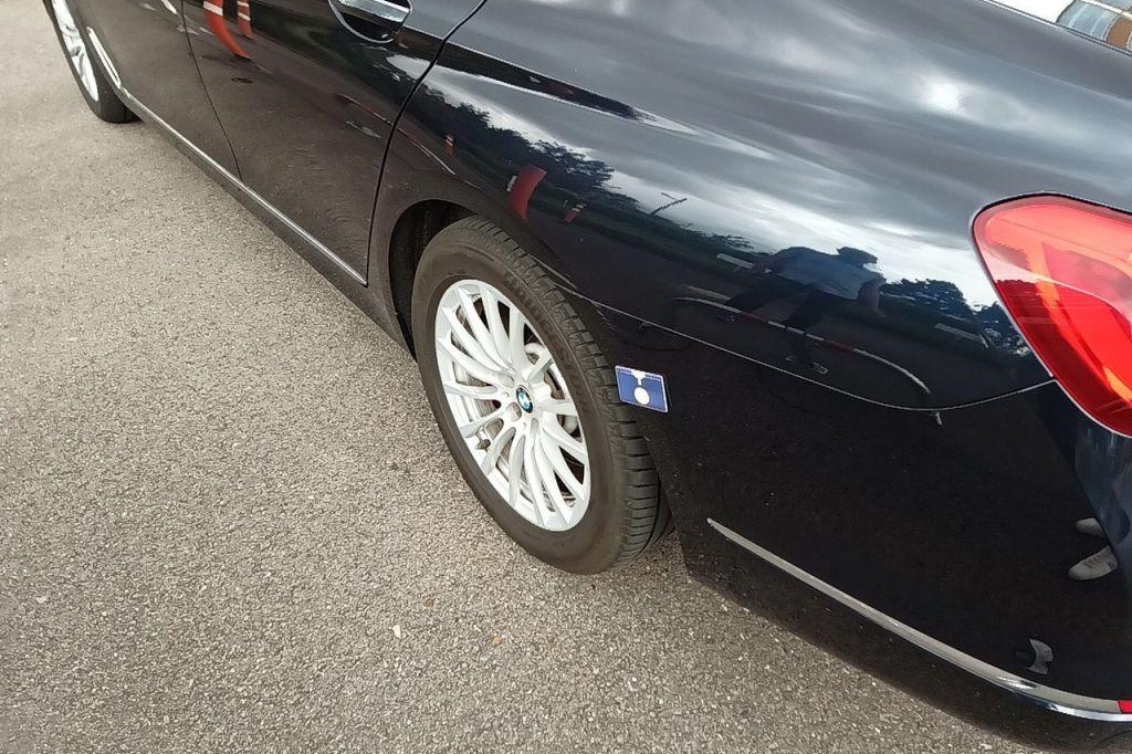 BMW 7 Series 2017 фото 34