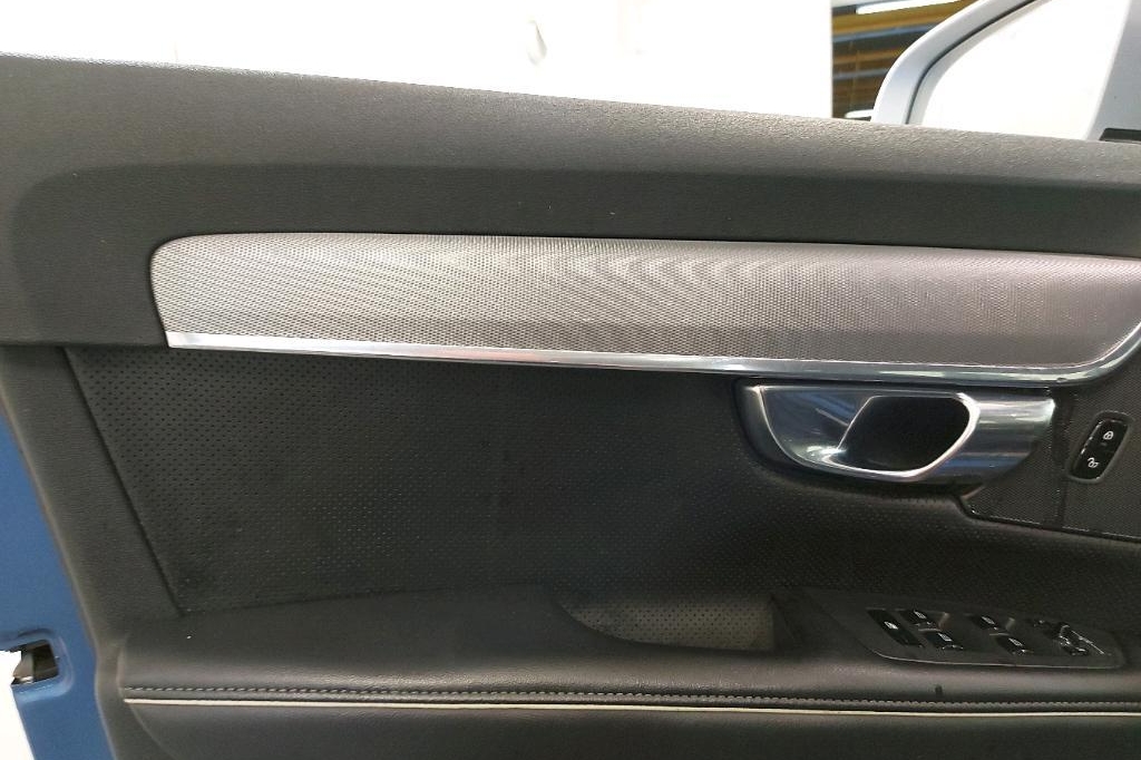 Volvo V90 2017 фото 38