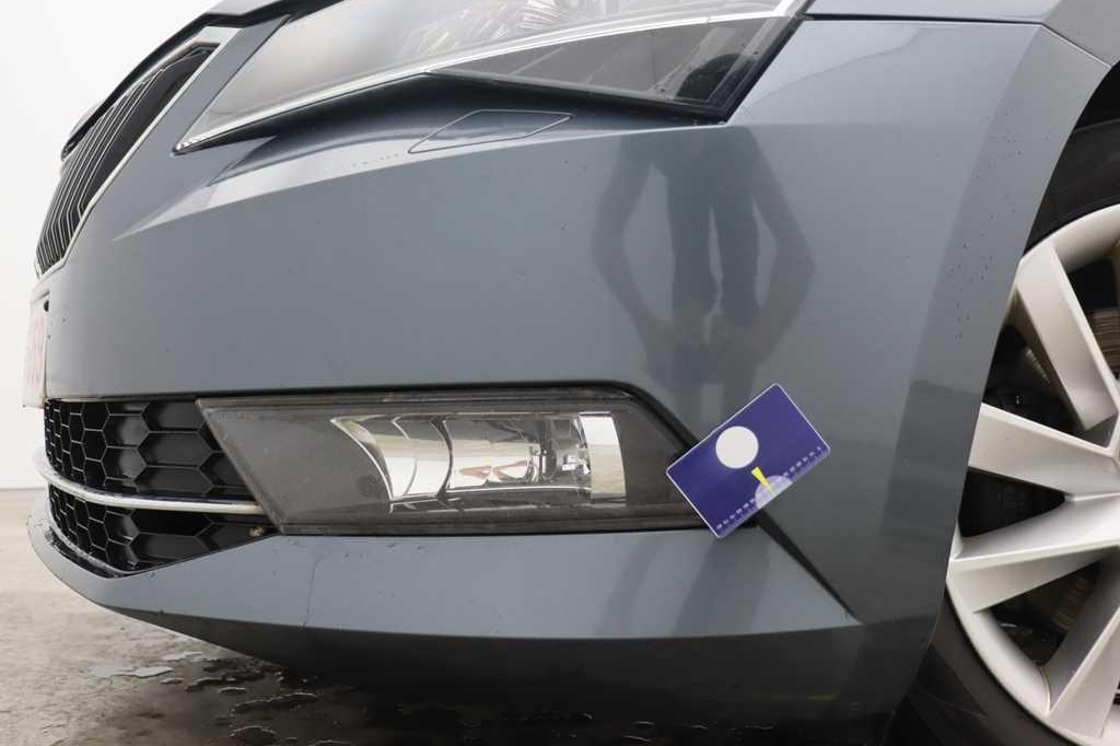 Skoda Superb Combi 2016 фото 22