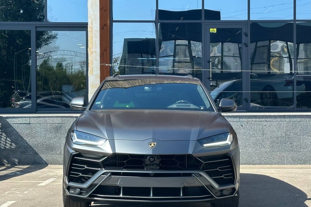 Lamborghini Urus 2019 фото Lamborghini Urus 2019 фото 1