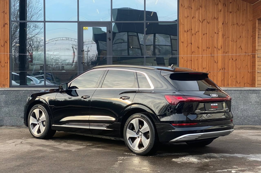 Audi e-tron 2019 photo 3