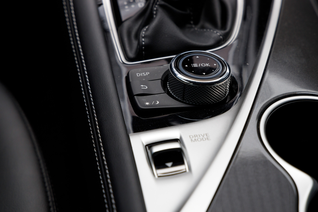 Infiniti Q50 фото 20